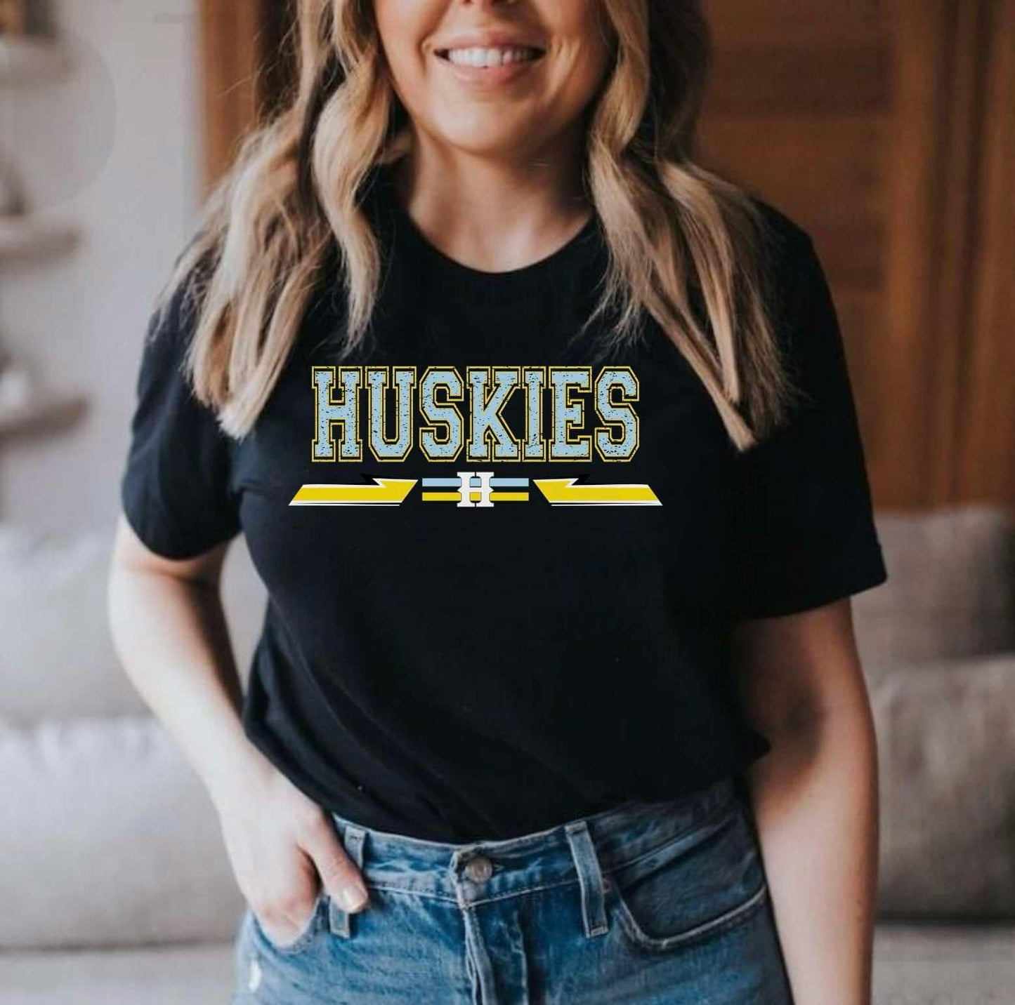 Huskies Baseball Light Blue Middle